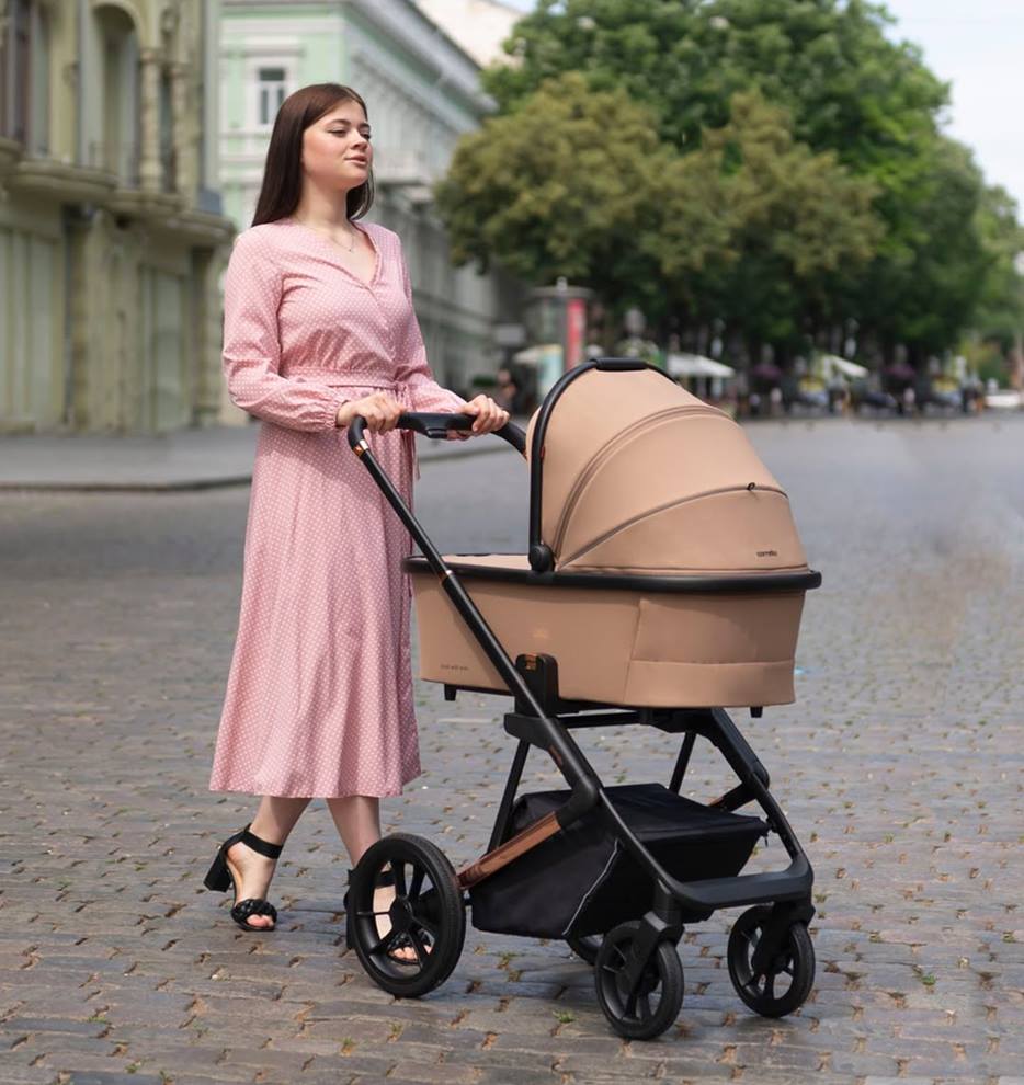 Opinie o wózkach Carrello – cenione za lekkość, trwałość i wygodę. Idealne do miasta i w teren, doceniane przez rodziców w całej Europie. oferta na dadi-shop